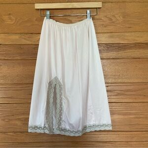Vintage Pinehurst Lingerie pink lace trim slip skirt